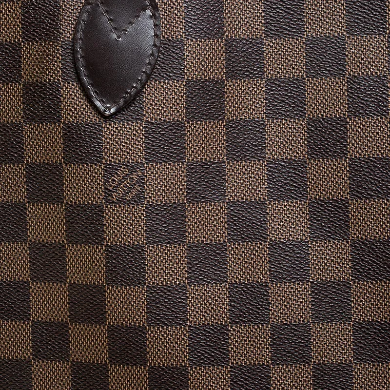 Louis Vuitton Neverfull side view