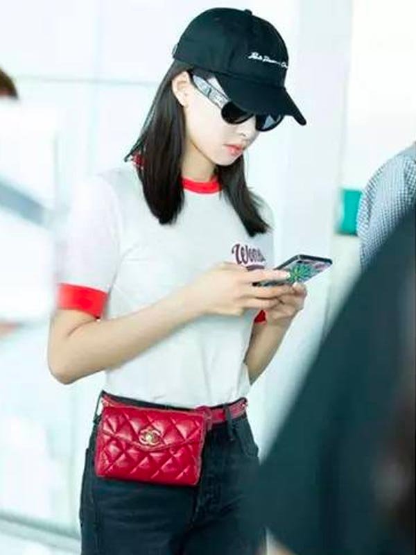 Song Qian CHANEL Vintage Jumbo Flap Bag with Big CC Turnlock