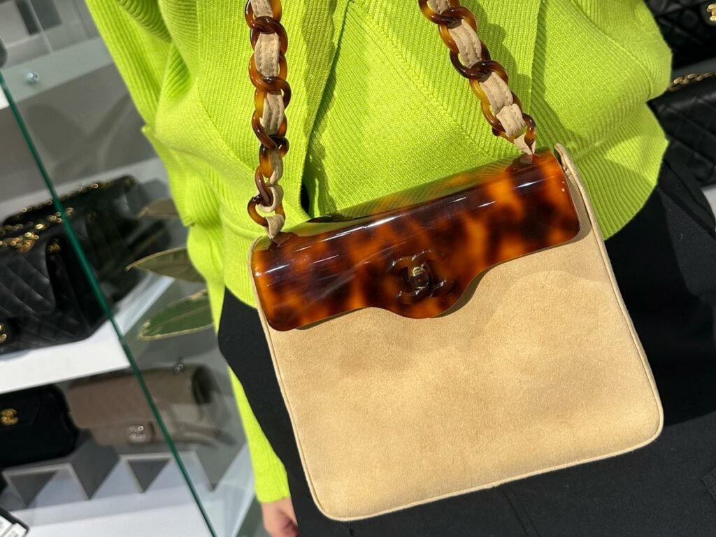CHANEL tortoiseshell vintage bag
